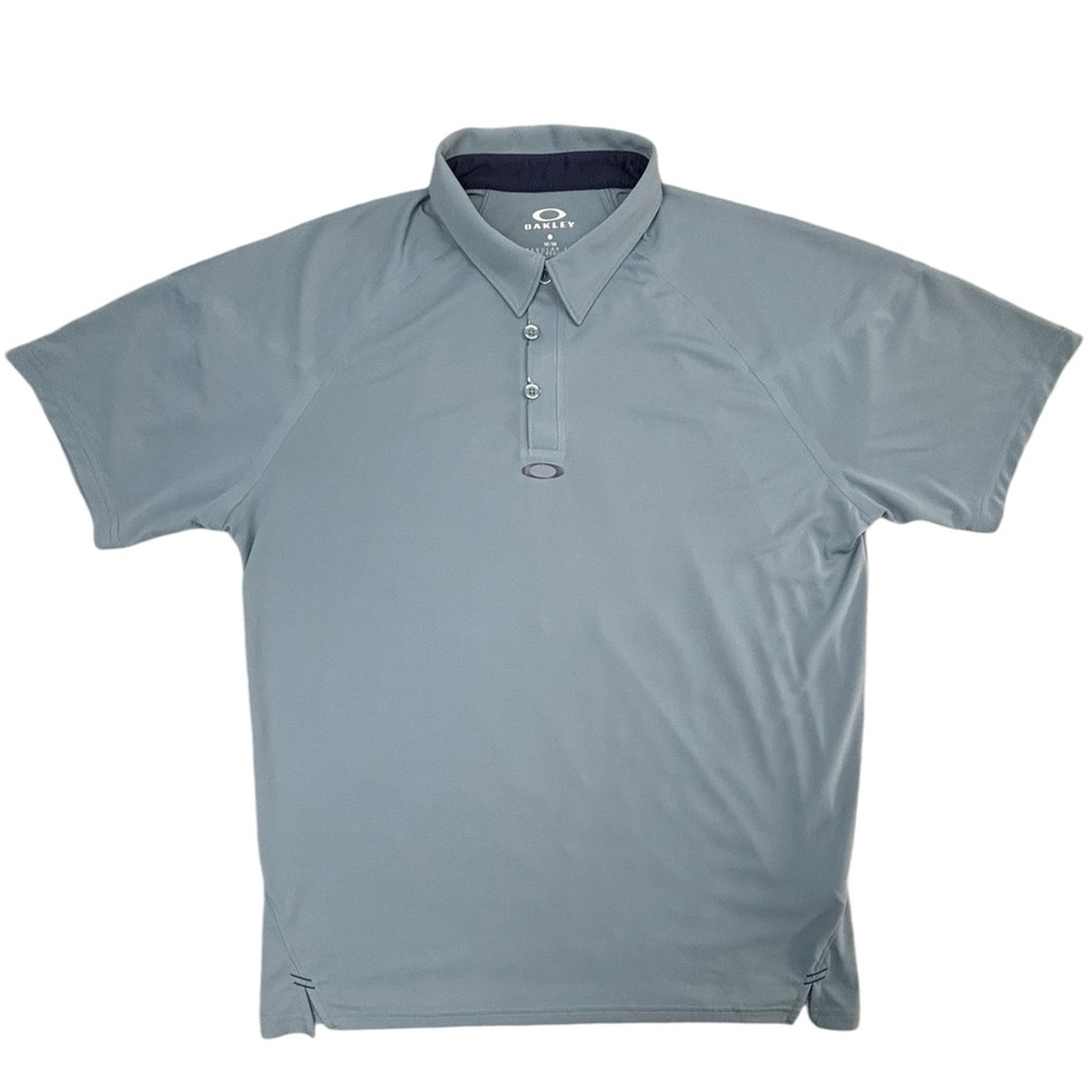 NWOT- Oakley- Golf polo- Medium‎